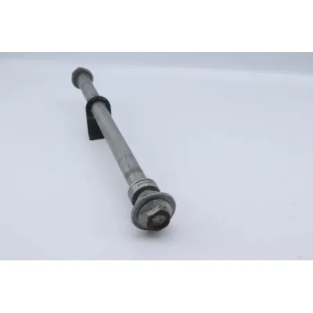 Axe de roue arriere HONDA CBF 500 2004 - 2007