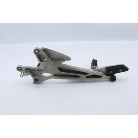 Platine avant droite HONDA CBF 500 2004 - 2007