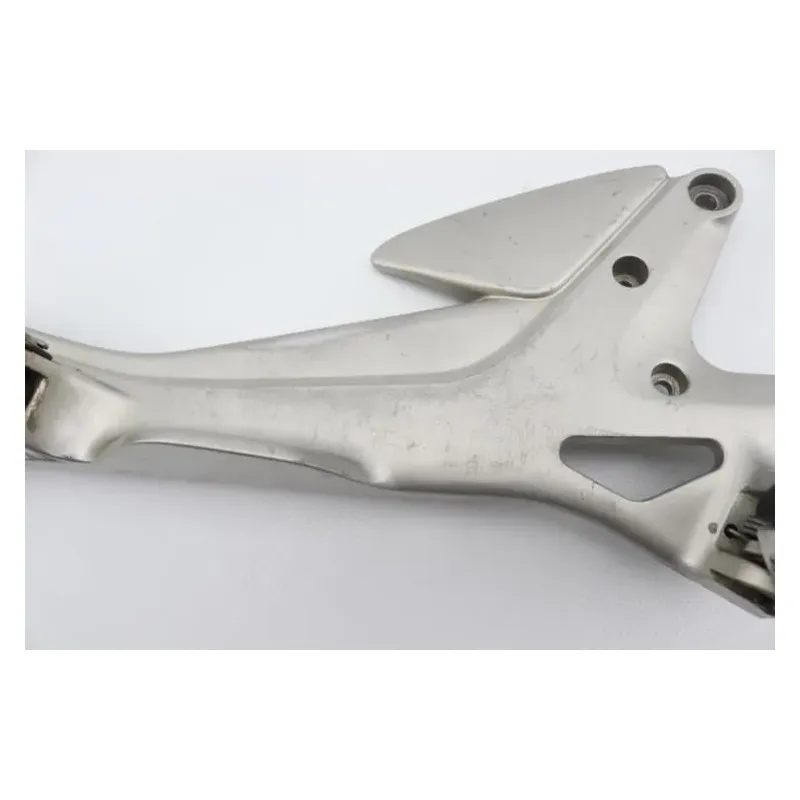 Platine avant droite HONDA CBF 500 2004 - 2007
