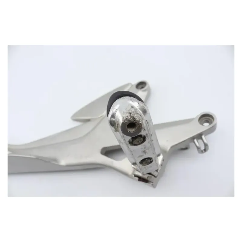 Platine avant droite HONDA CBF 500 2004 - 2007