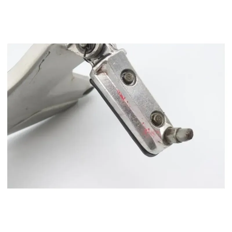 Platine avant gauche HONDA CBF 500 2004 - 2007