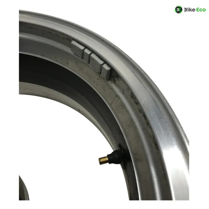 Jante arriere KAWASAKI Z 1000 2003-2006