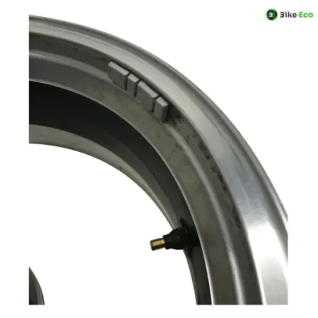 Jante arriere KAWASAKI Z 1000 2003-2006