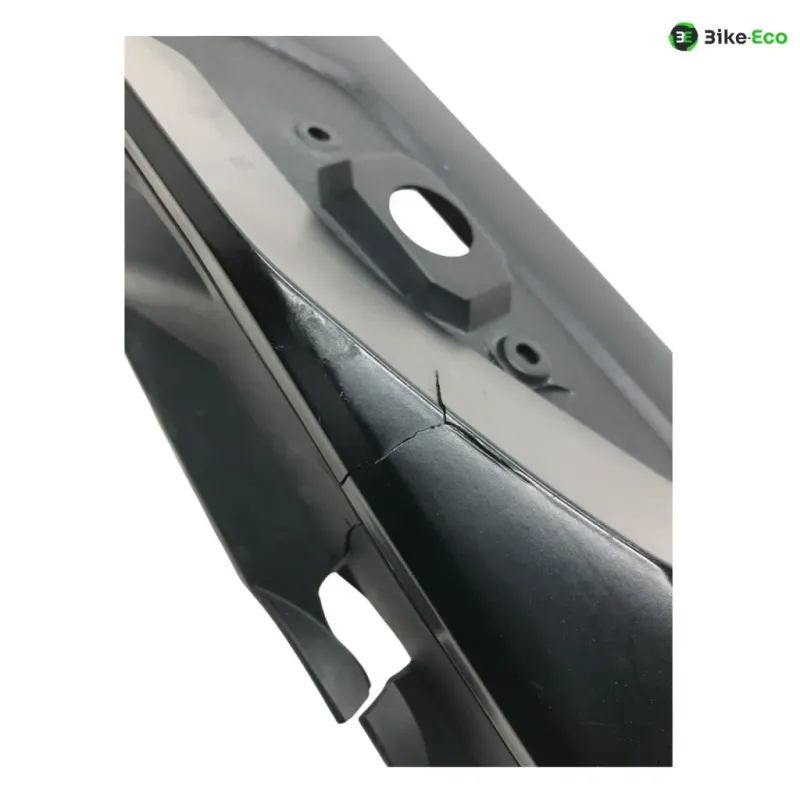Cache carenage coque arriere gauche YAMAHA MT09 850 2015-2017 TRACER 900