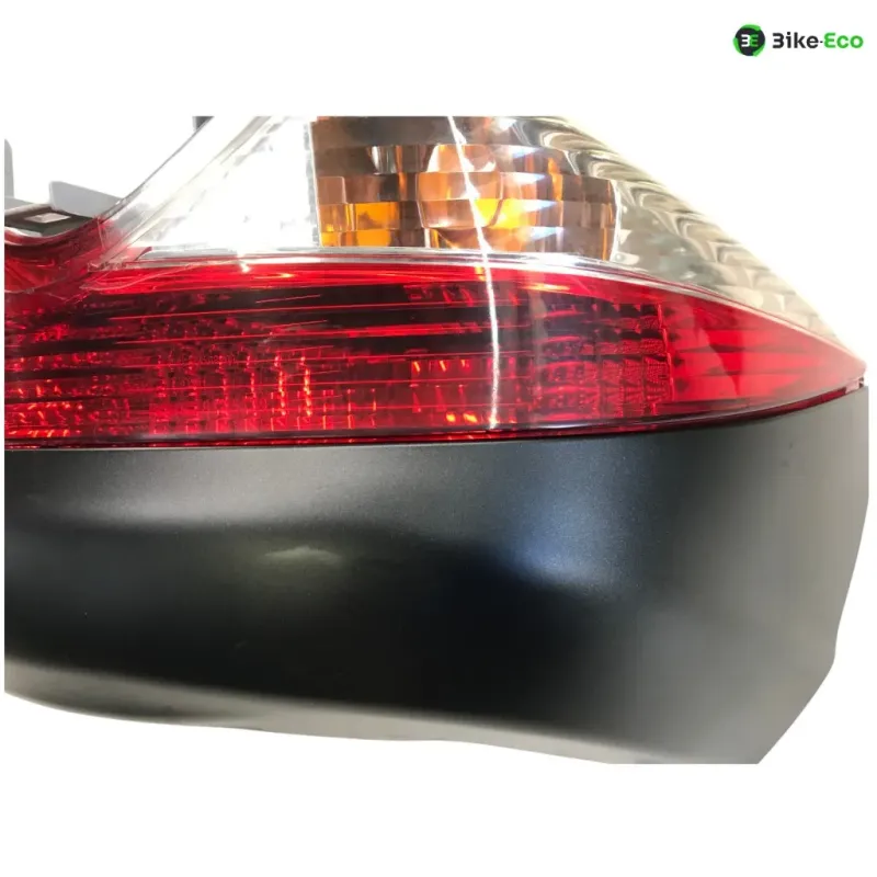 Feu arriere SUZUKI UH 125 2007-2013 BURGMAN