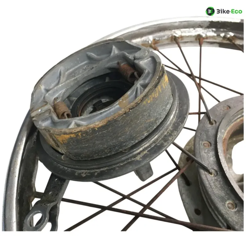Jante avant BRIDGESTONE BS 50 1965-1966