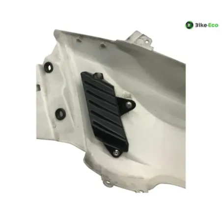 Cache carenage coque arriere droit YAMAHA XP 530 2012-2014 TMAX ABS