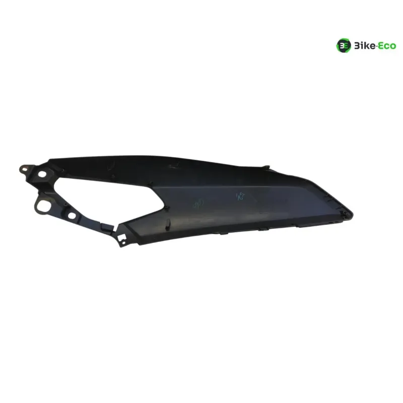 Cache carenage coque arriere droit YAMAHA GPD 125 2017-2019 NMAX