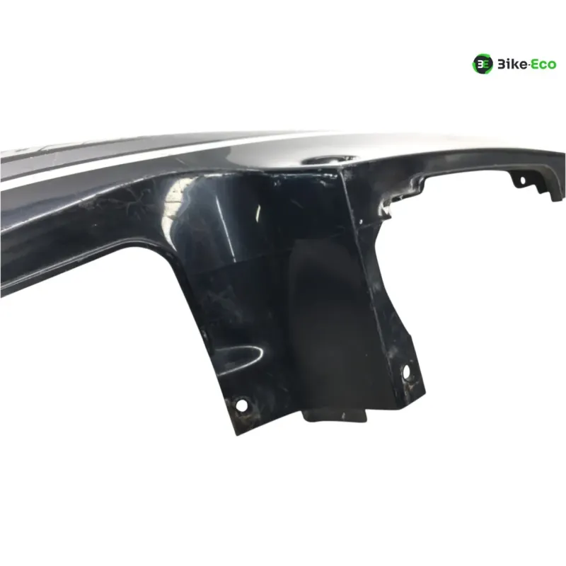 Cache carenage coque arriere droit SUZUKI RGV 250 1988-1990