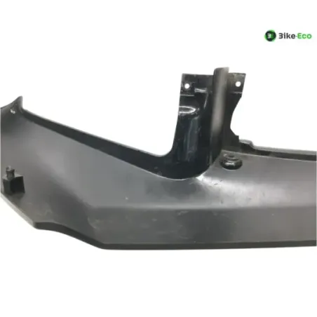 Cache carenage coque arriere droit SUZUKI RGV 250 1988-1990