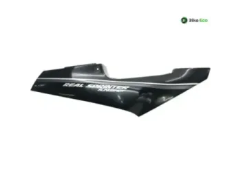Cache carenage coque arriere droit SUZUKI RGV 250 1988-1990