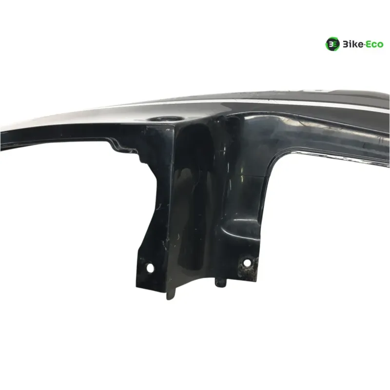 Cache carenage coque arriere gauche SUZUKI RGV 250 1988-1990