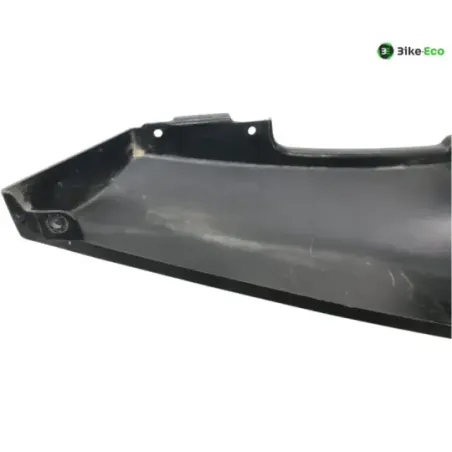 Cache carenage coque arriere gauche SUZUKI RGV 250 1988-1990