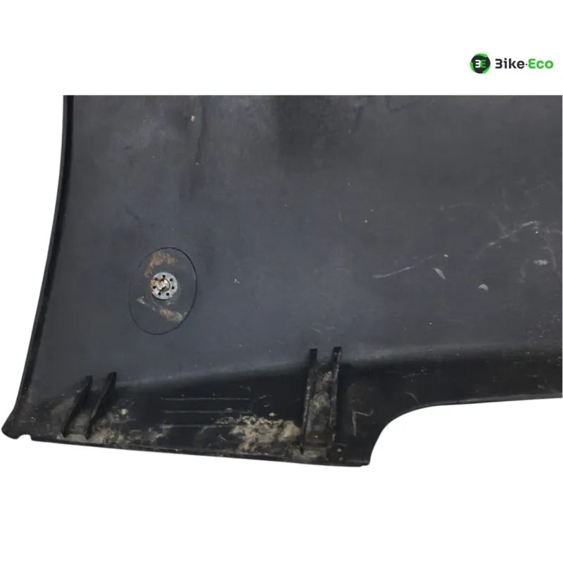 Cache flanc de carenage droit SUZUKI RGV 250 1988-1990