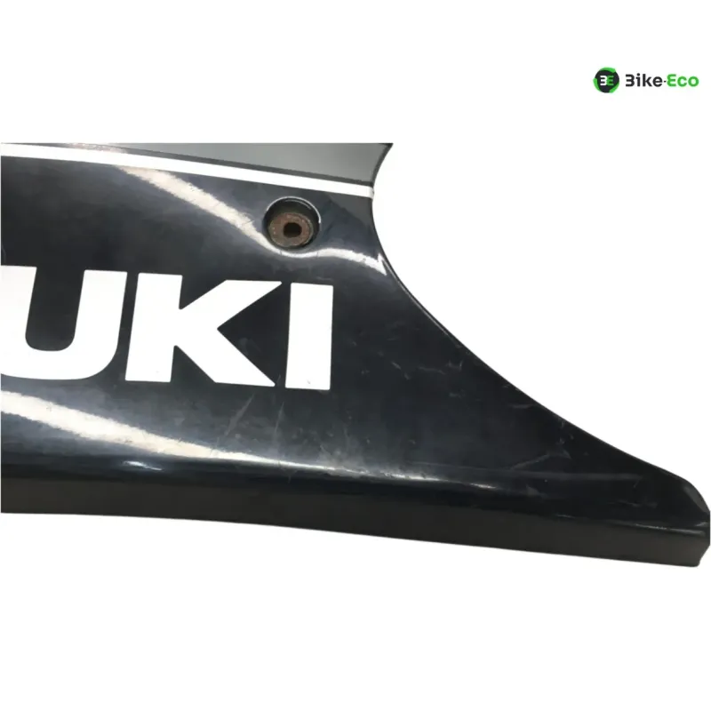 Cache flanc de carenage gauche SUZUKI RGV 250 1988-1990