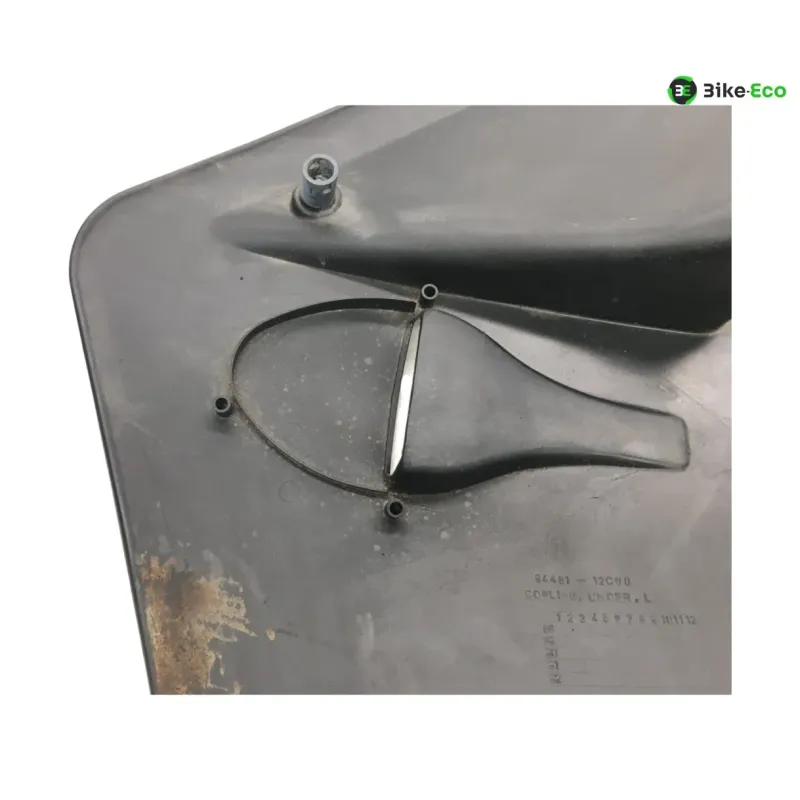 Cache flanc de carenage gauche SUZUKI RGV 250 1988-1990