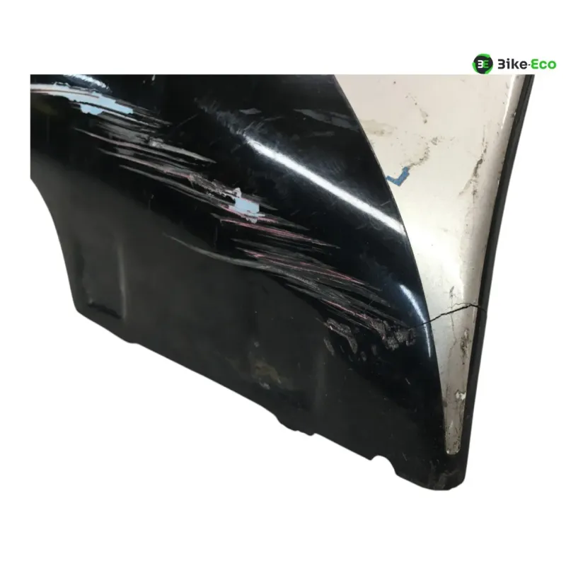 Cache flanc de carenage droit SUZUKI RGV 250 1991-1996