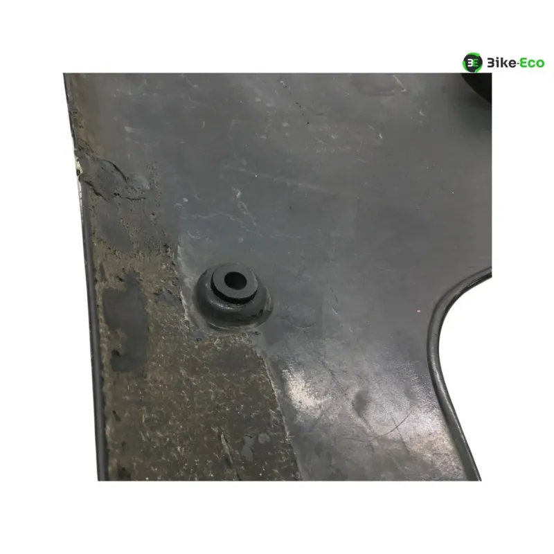 Cache flanc de carenage droit SUZUKI RGV 250 1991-1996