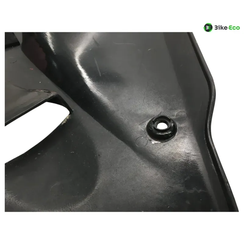 Cache flanc de carenage droit SUZUKI RGV 250 1991-1996
