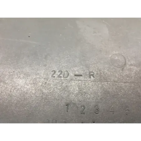 Cache flanc de carenage droit SUZUKI RGV 250 1991-1996