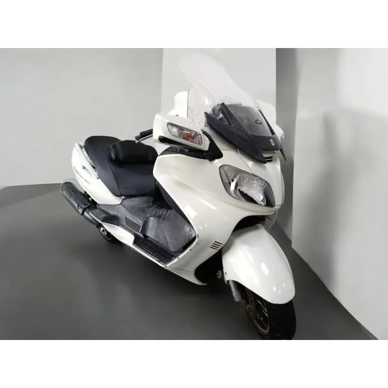 SUZUKI BURGMAN 650