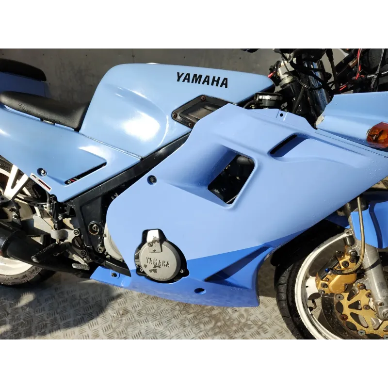 YAMAHA FZR 250