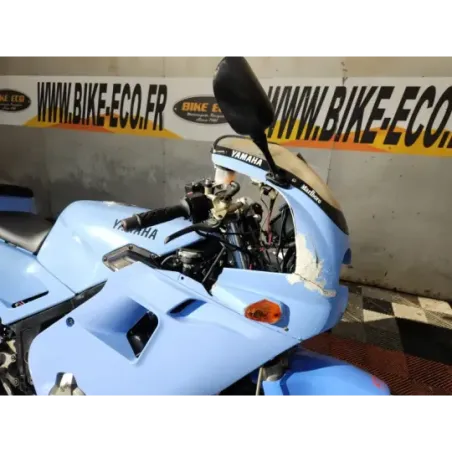 YAMAHA FZR 250