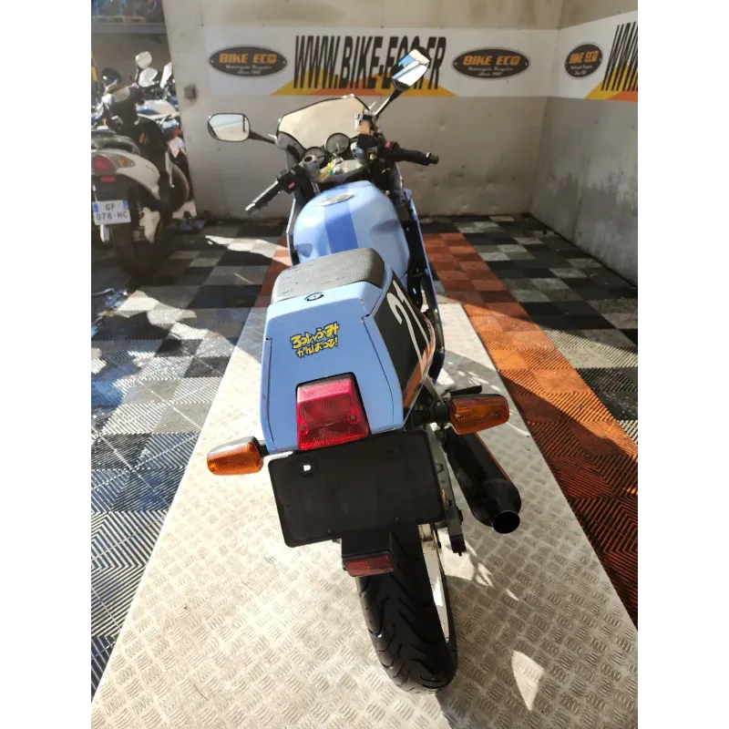 YAMAHA FZR 250