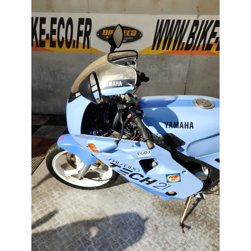 YAMAHA FZR 250