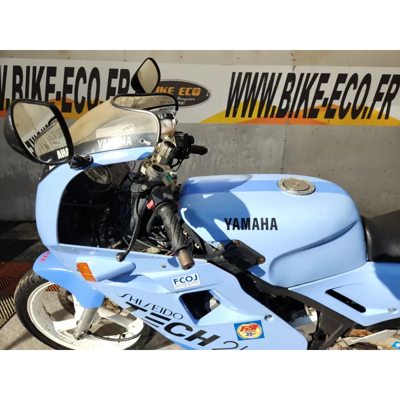 YAMAHA FZR 250
