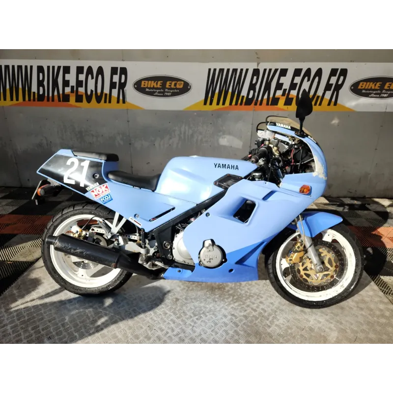 YAMAHA FZR 250