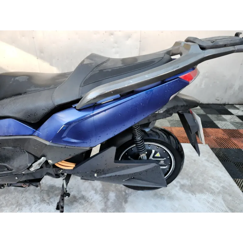 NWOW 125 RIDER FRISON