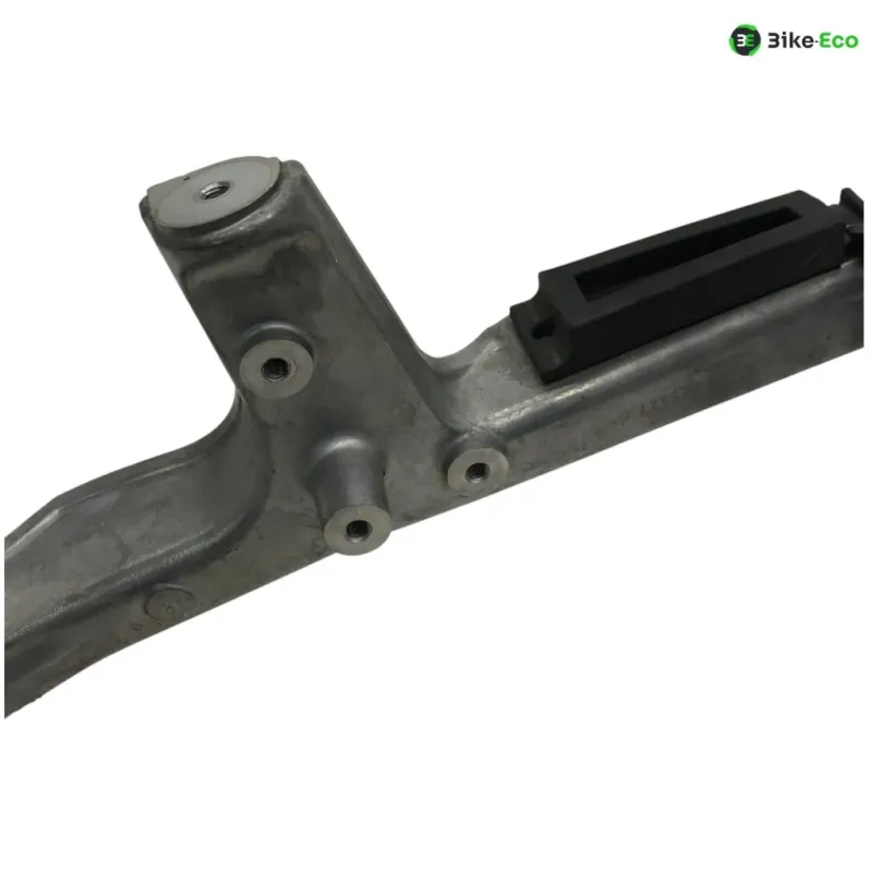 Platine arriere droite YAMAHA XP 560 2022-2025 TMAX TECH MAX