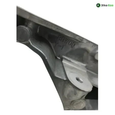 Platine arriere droite YAMAHA XP 560 2022-2025 TMAX TECH MAX