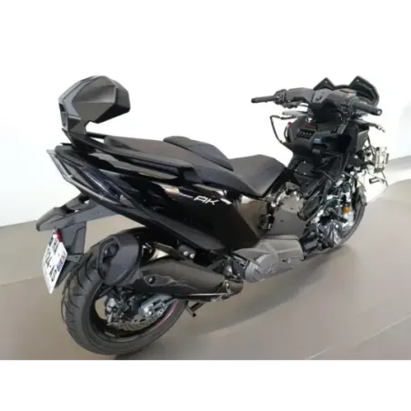 KYMCO AK 550