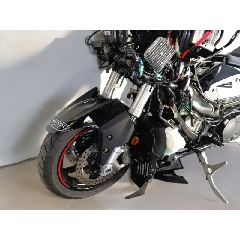 KYMCO AK 550