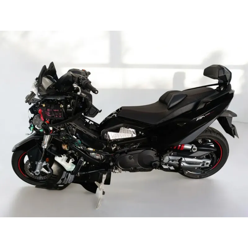 KYMCO AK 550