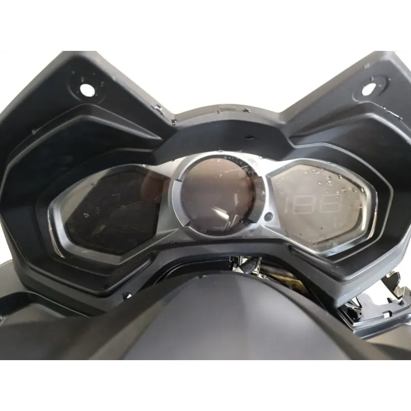 KYMCO AK 550