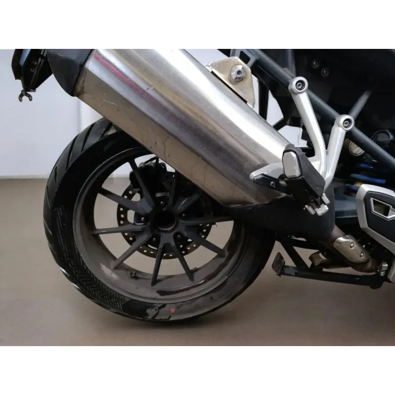 TRIUMPH TIGER 1200 INCONNUE