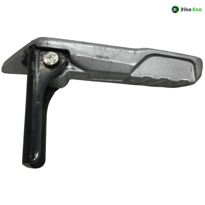 Platine et repose pieds arriere gauche PIAGGIO LIBERTY 50 2017-2019 IGET IE