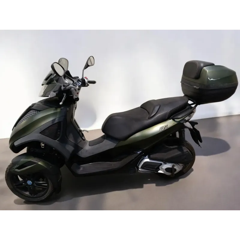PIAGGIO MP3 300