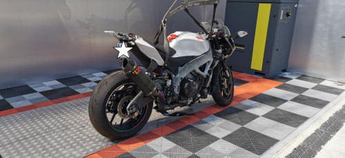 APRILIA RSV4 1000 10-11 R