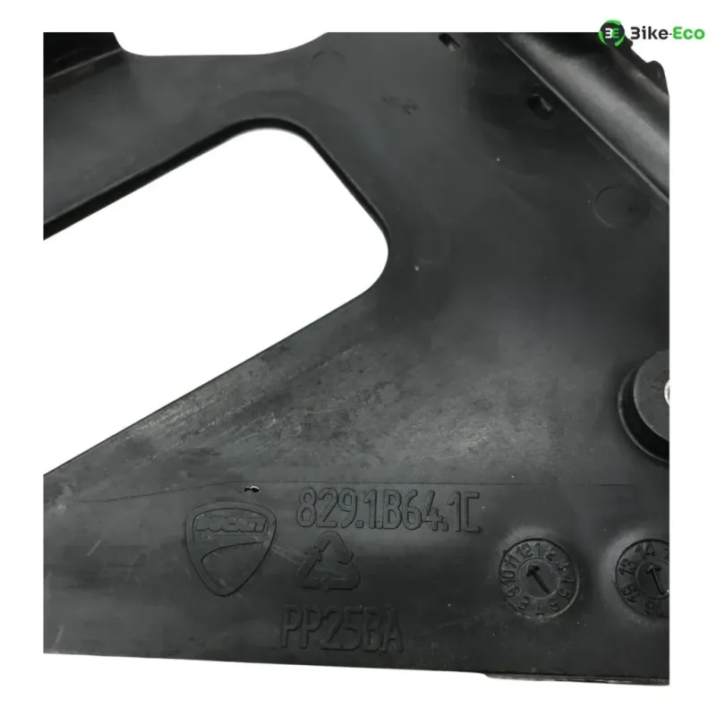 Cache interieur carenage DUCATI MONSTER 1200 S 2015-2016