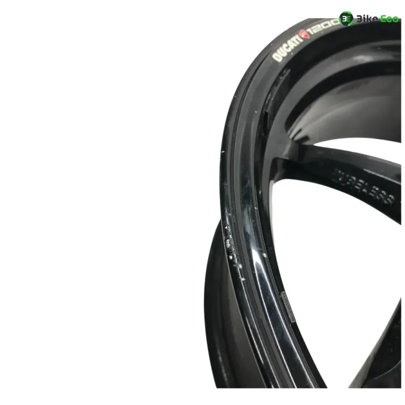 Jante arriere DUCATI MONSTER 1200 S 2015-2016