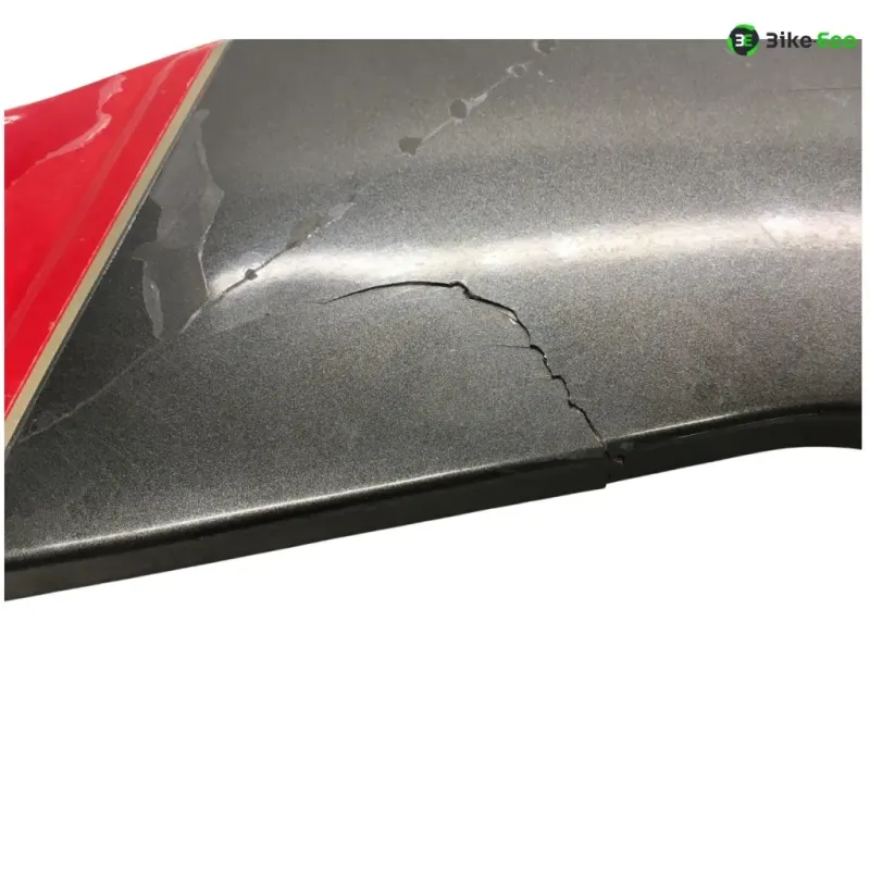Cache flanc de carenage droit KAWASAKI KR 250 1984-1986