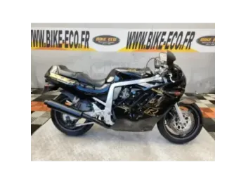 SUZUKI GSXR 750