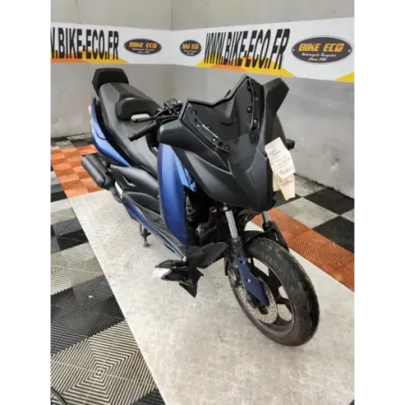 YAMAHA XMAX 125