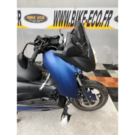 YAMAHA XMAX 125