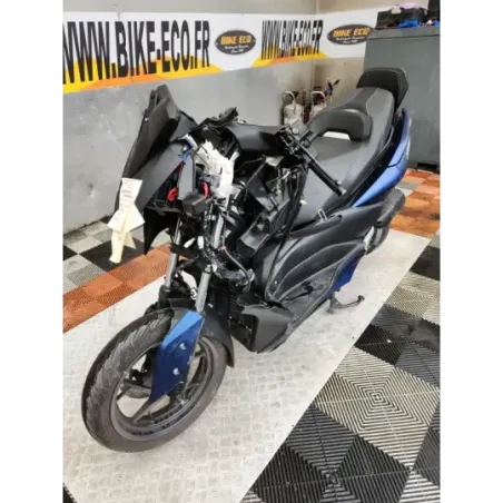 YAMAHA XMAX 125