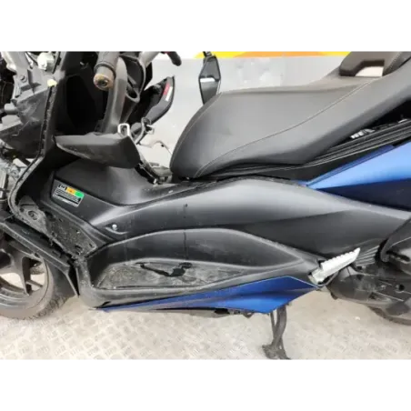 YAMAHA XMAX 125